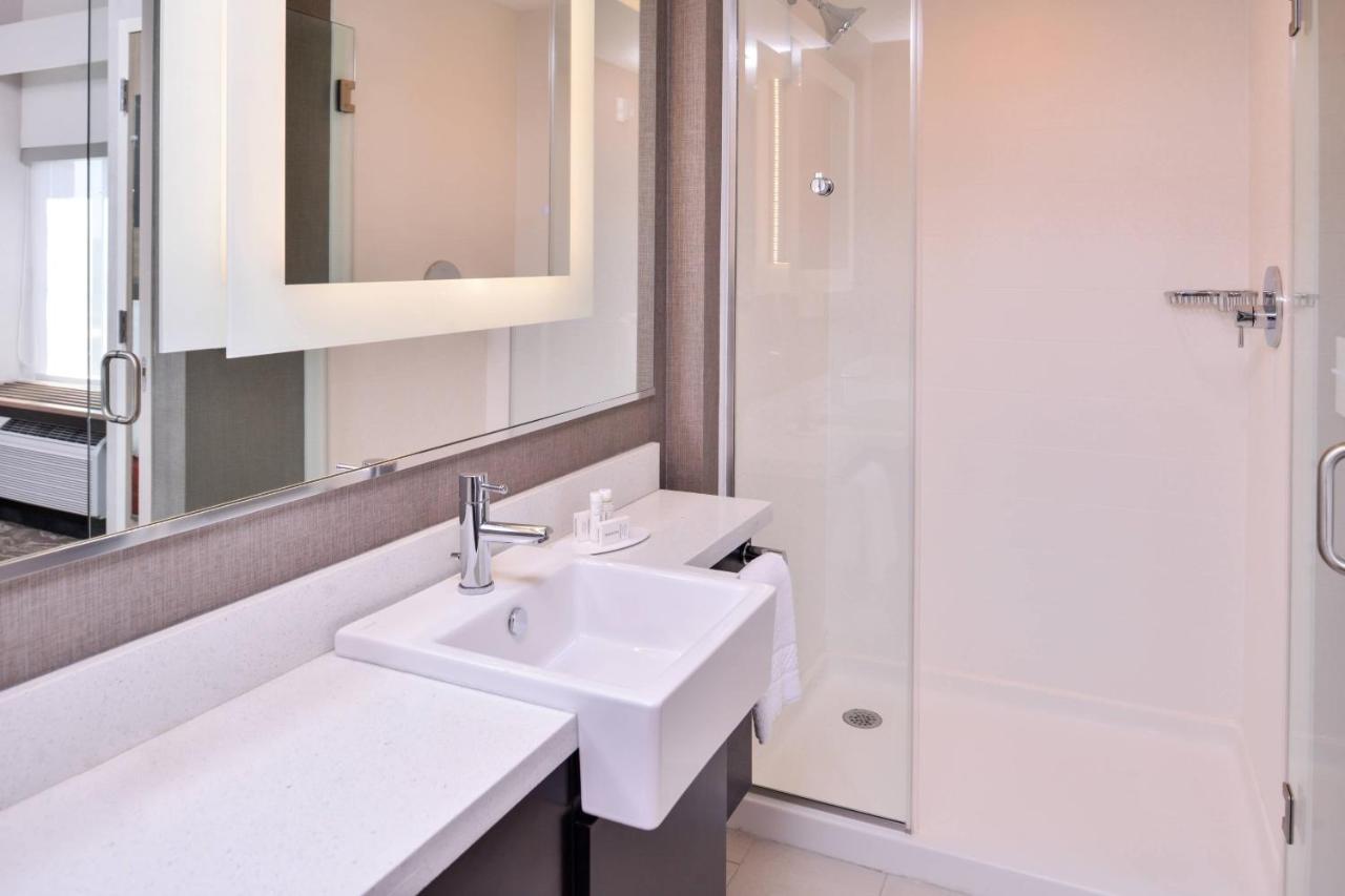 Springhill Suites By Marriott Greensboro Airport Dış mekan fotoğraf